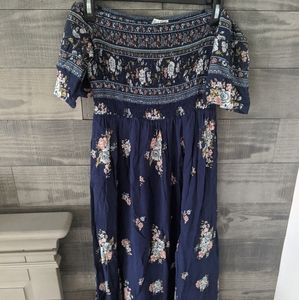 *New* Beautiful Boho Navy Floral Maxi Dress